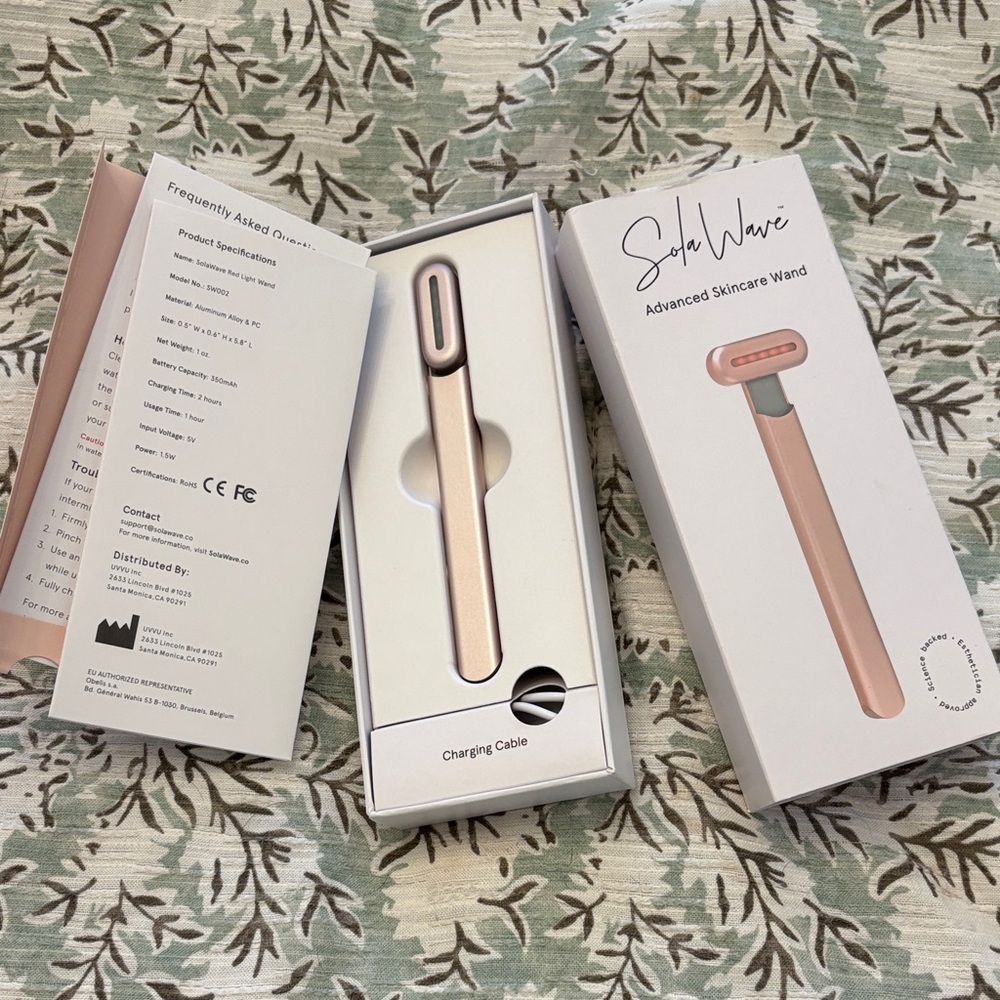 SolaWave Pink Red Light Skincare Wand